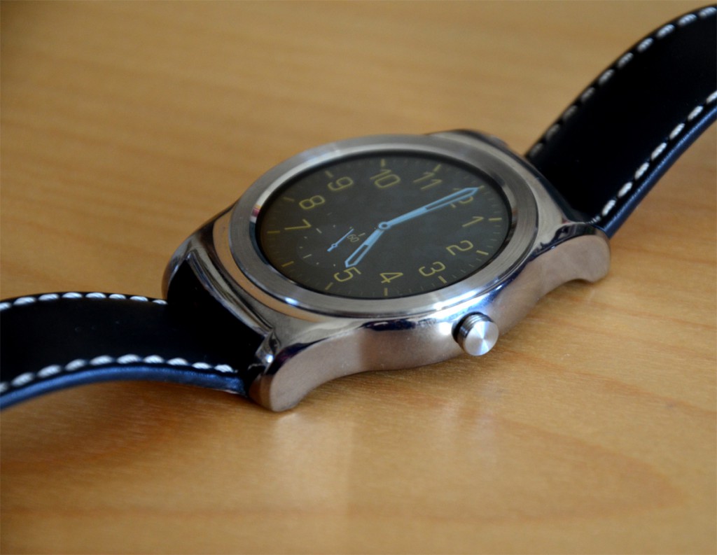 LG-Watch-Urbane-iPhone5