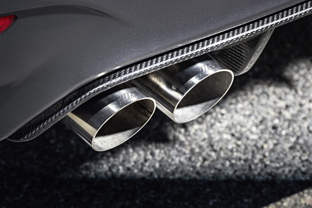 BMW-M4-GTS-Exhaust-Pipe