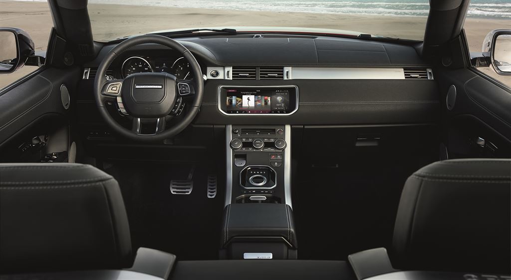 RR_EVQ_Convertible_Interior_091115_07_LowRes