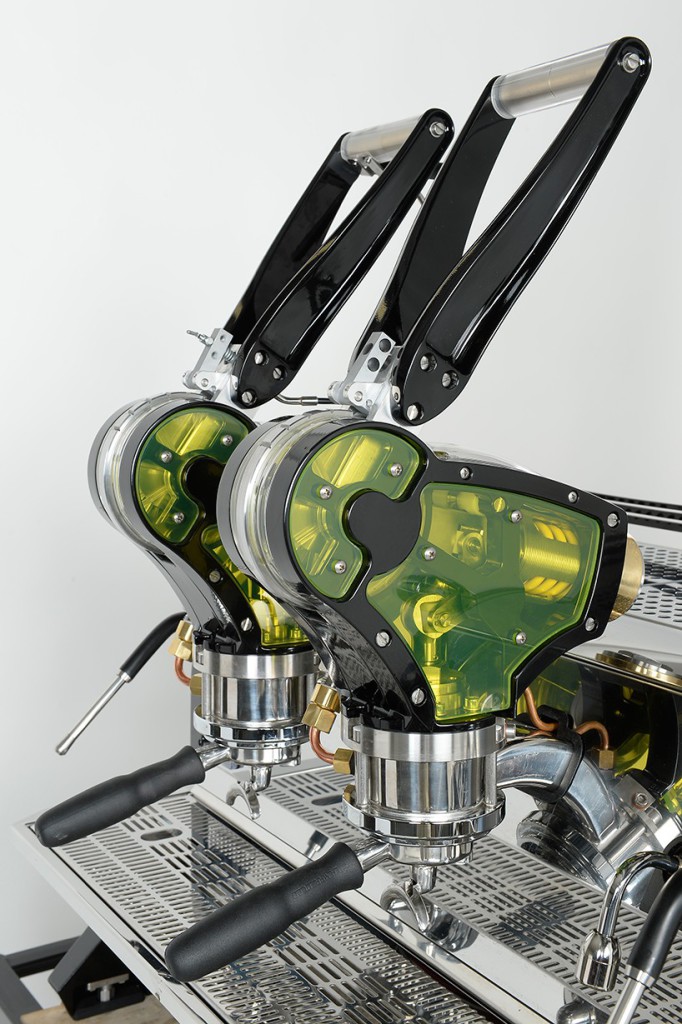 la-marzocco-la-curva-espresso-machine-concept-lever-2