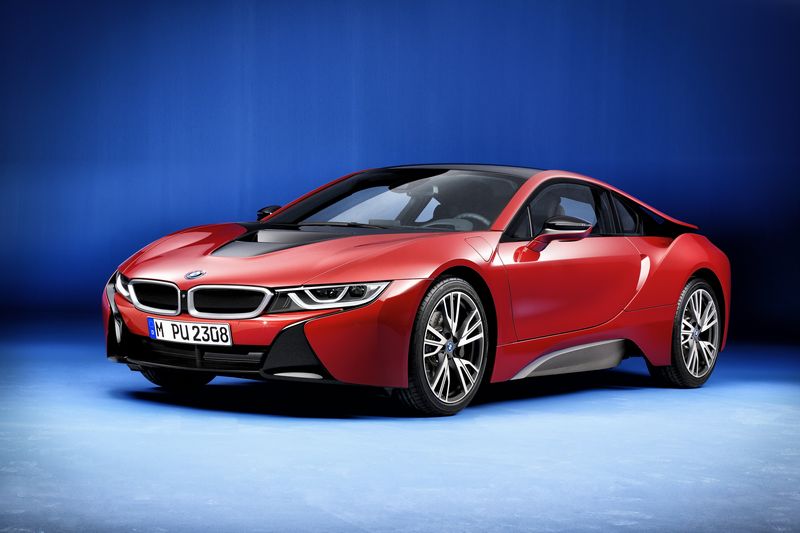 BMW i8 Protonic Red