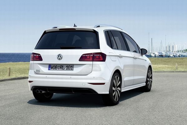 VW Golf Sporstvan RLine