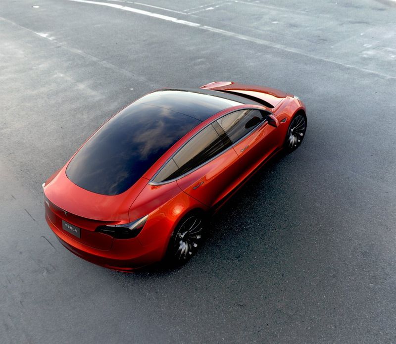 Tesla Model 3 bis3