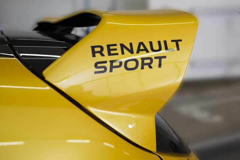 Renault_Clio RS 16