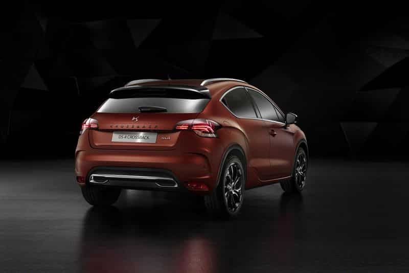 ds4-crossback-terre-rouge 2