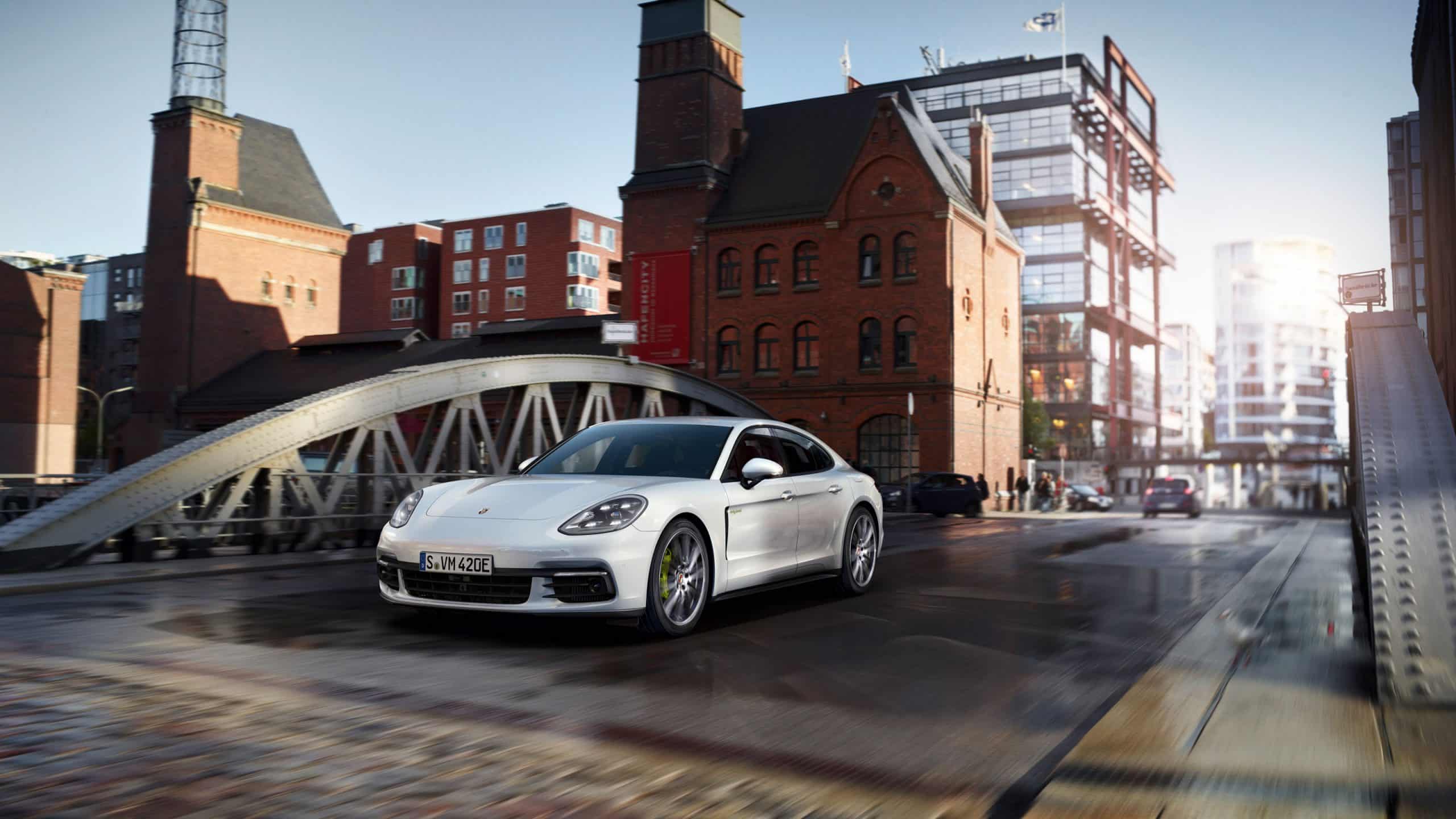 porsche-panamera-4-e-hybrid-2016-3