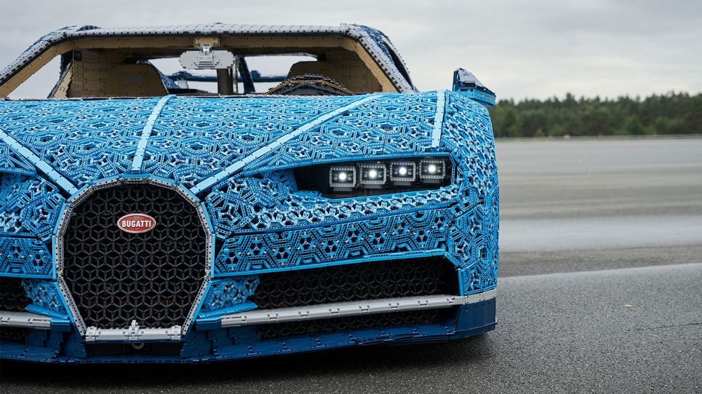 bugatti-chiron-lego