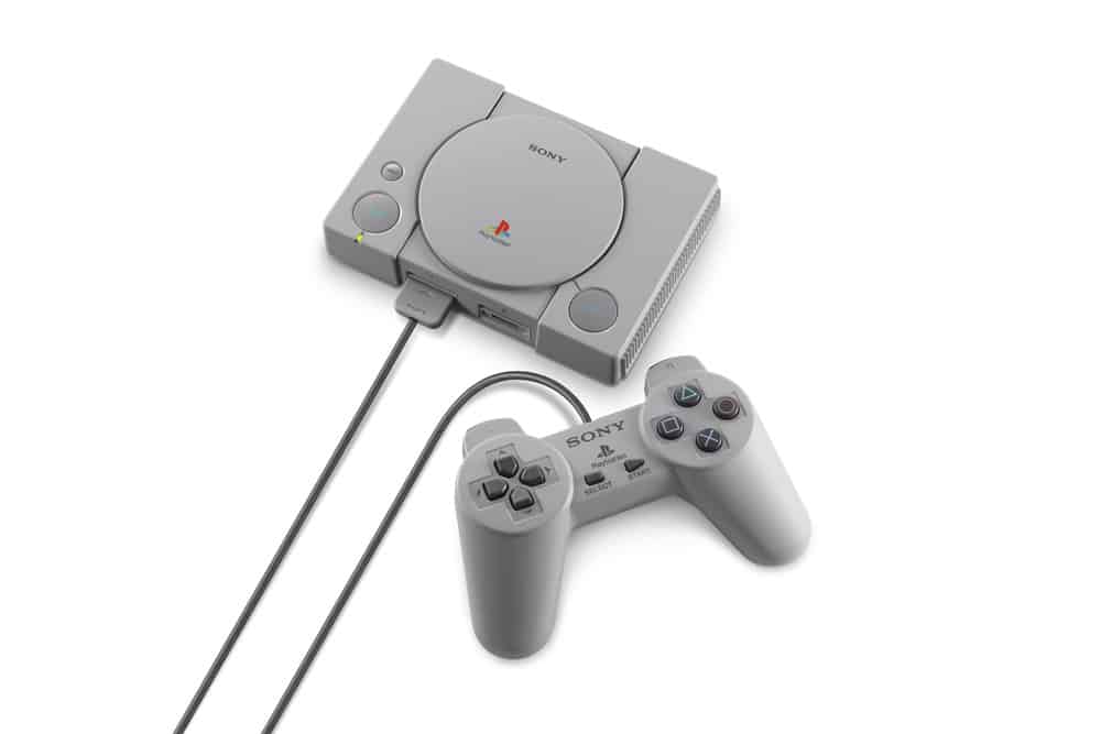 playstation classic taille manette