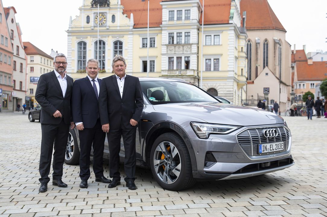 Audi Road to 5G