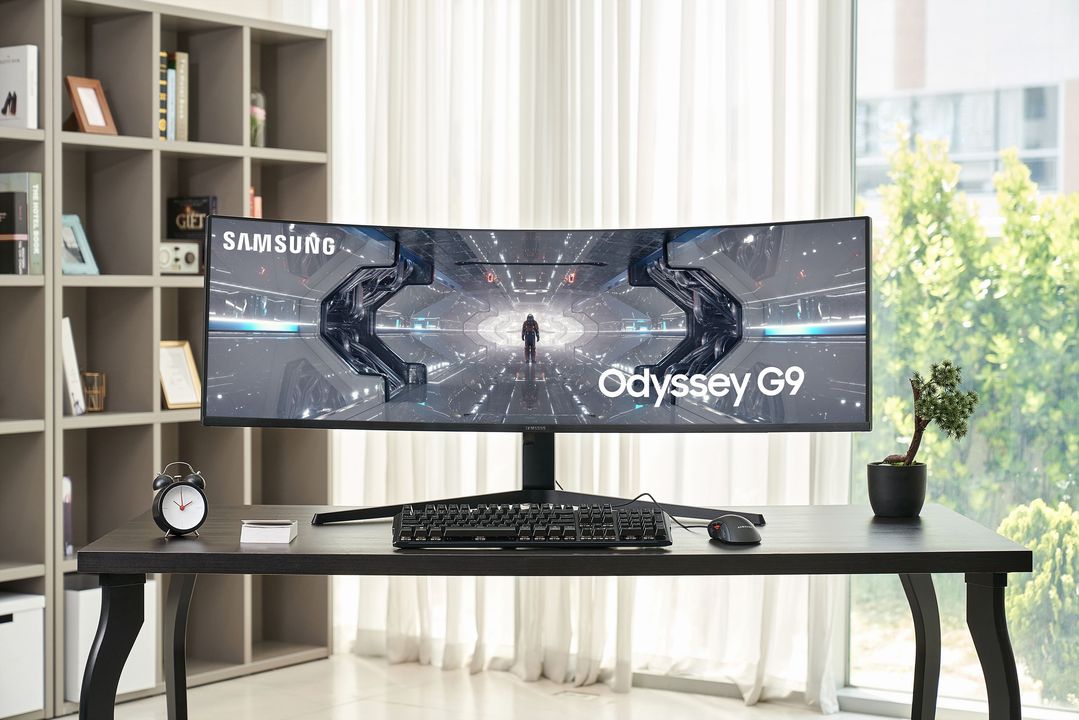Samsung Odyssey G9 QLED