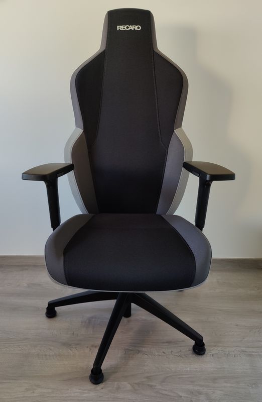 Test Recaro Rae Grey Gaming (1)