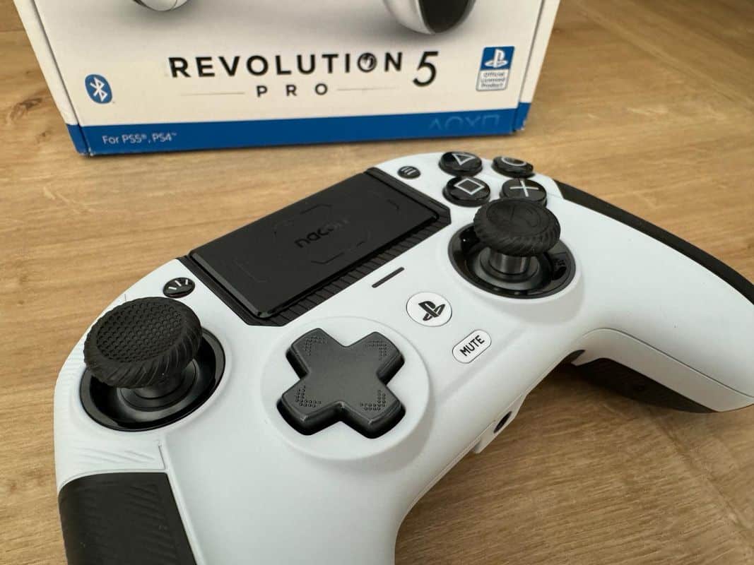 test manette nacon revolution 5 Pro