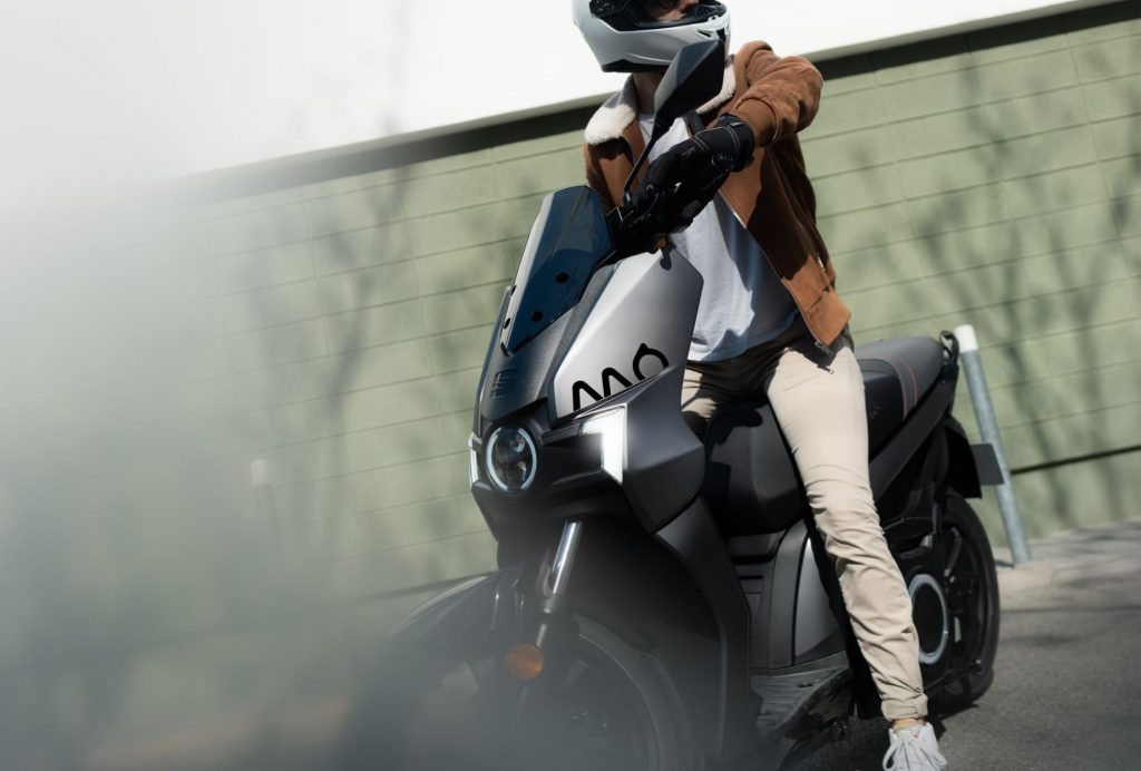 scooter electrique seat
