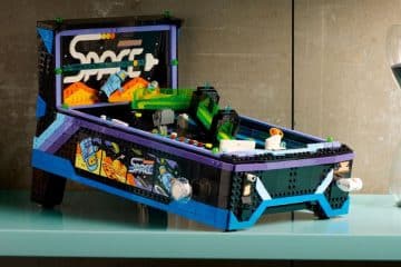 lego pinball flipper